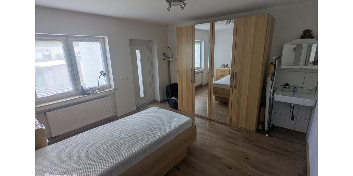 Einfamilienhaus Netphen - 2 Zimmer, 180 m&sup2;, 240.000&euro; | Angebot:26822015