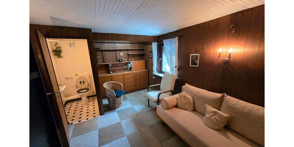 Erdgeschoßwohnung Hilchenbach - 3 Zimmer, 118 m&sup2;, 1.190&euro; | Angebot:26677965