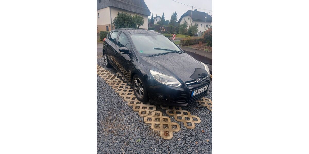 Ford Focus 124.000 km 4.999 &euro; Steinebach-Sieg 57520