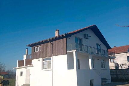 Haus Hamm (Sieg) - 4 Zimmer, 142 m&sup2;, 145.000&euro; | Angebot:25975746