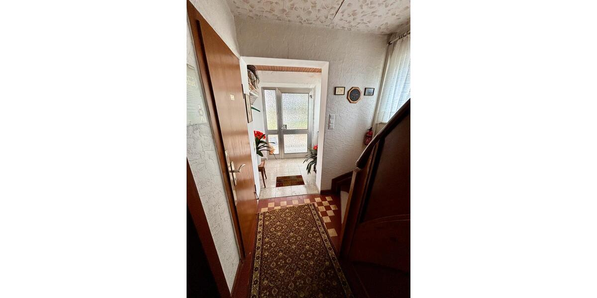 Einfamilienhaus Siegen Weidenau - 6.5 Zimmer, 150 m&sup2;, 295.000&euro; | Angebot:26710364