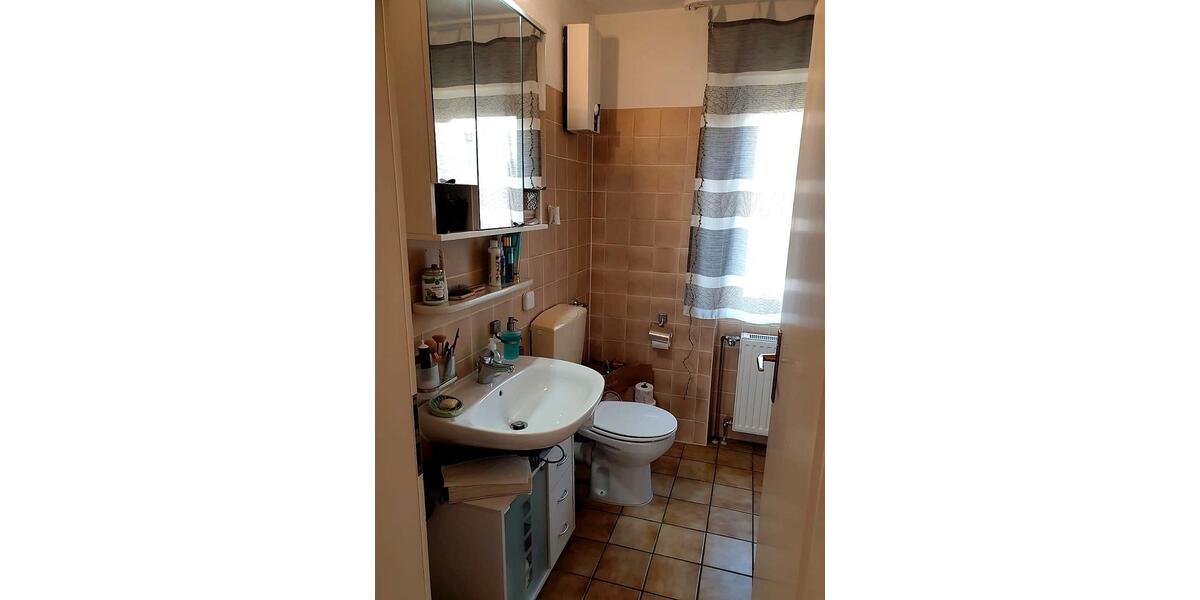 Dachgeschoßwohnung Siegen Dillnhütten - 1 Zimmer, 31 m&sup2;, 83.500&euro; | Angebot:27197361
