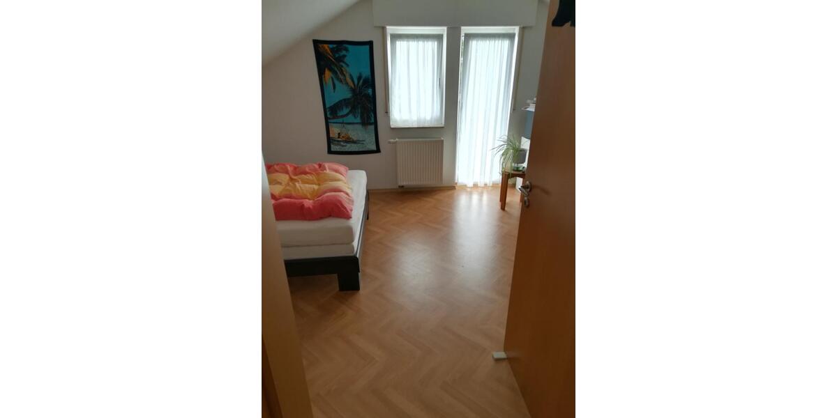 Einfamilienhaus Siegen - 7 Zimmer, 140 m&sup2;, 340.000&euro; | Angebot:25794371