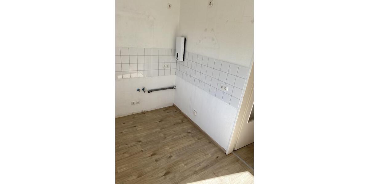Etagenwohnung Siegen Dillnhütten - 3 Zimmer, 67 m&sup2;, 299&euro; | Angebot:25963933