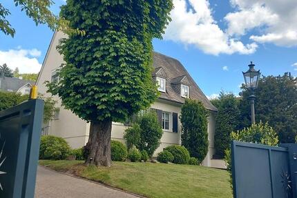 Haus Lennestadt - 6 Zimmer, 190 m&sup2;, 465.500&euro; | Angebot:26085154