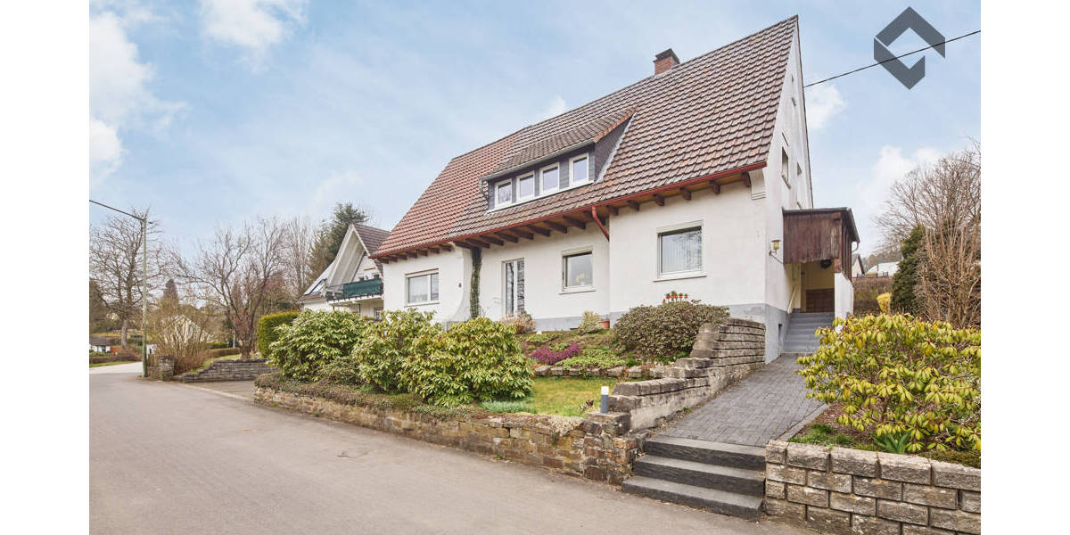 Mehrfamilienhaus, Wohnhaus Kirchhundem Welschen Ennest - 8 Zimmer, 185 m&sup2;, 199.500&euro; | Angebot:25970465