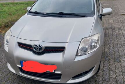 Toyota Auris 190.000 km 4.200 &euro; Burbach 57299