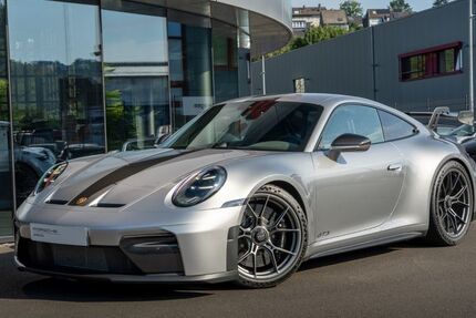 Porsche 992 2.232 km 242.800 &euro; Siegen 57080