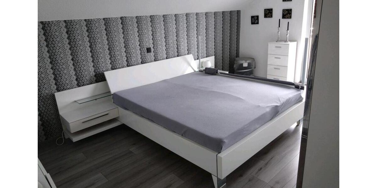 Reihenhaus Hachenburg - 4 Zimmer, 128 m&sup2;, 1.280&euro; | Angebot:26135760