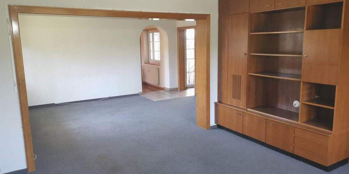 Mehrfamilienhaus, Wohnhaus Derschen - 9 Zimmer, 330.000&euro; | Angebot:25689028