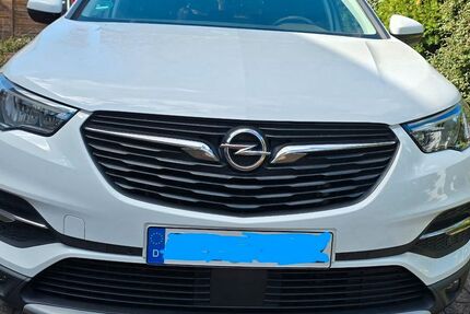 Opel Grandland (X) 132.000 km 8.900 &euro; Eschenburg 35713