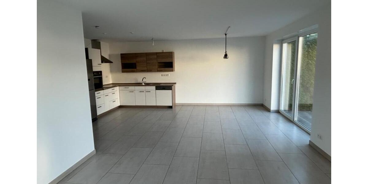 Terrassenwohnung Bad Laasphe - 4 Zimmer, 100 m&sup2;, 285.000&euro; | Angebot:23683835