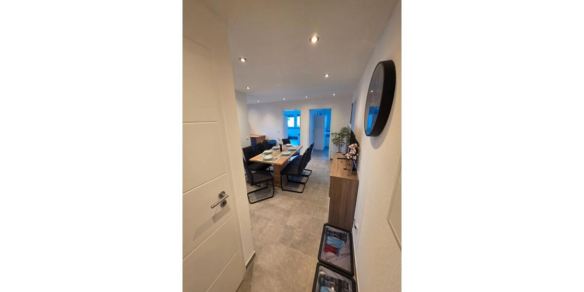 Etagenwohnung Siegen - 4 Zimmer, 95 m&sup2;, 600&euro; | Angebot:25978175