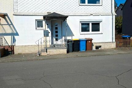 Haus Driedorf - 6 Zimmer, 140 m&sup2;, 1.250&euro; | Angebot:25947841