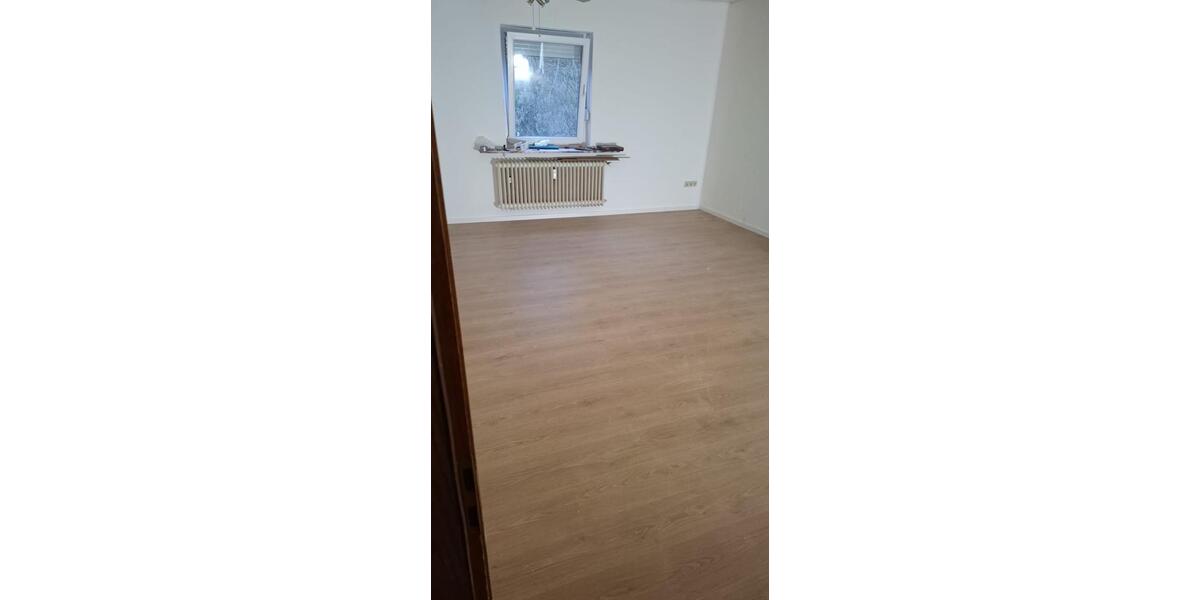 Maisonettenwohnung Siegen Eiserfeld - 4 Zimmer, 130 m&sup2;, 950&euro; | Angebot:25920039