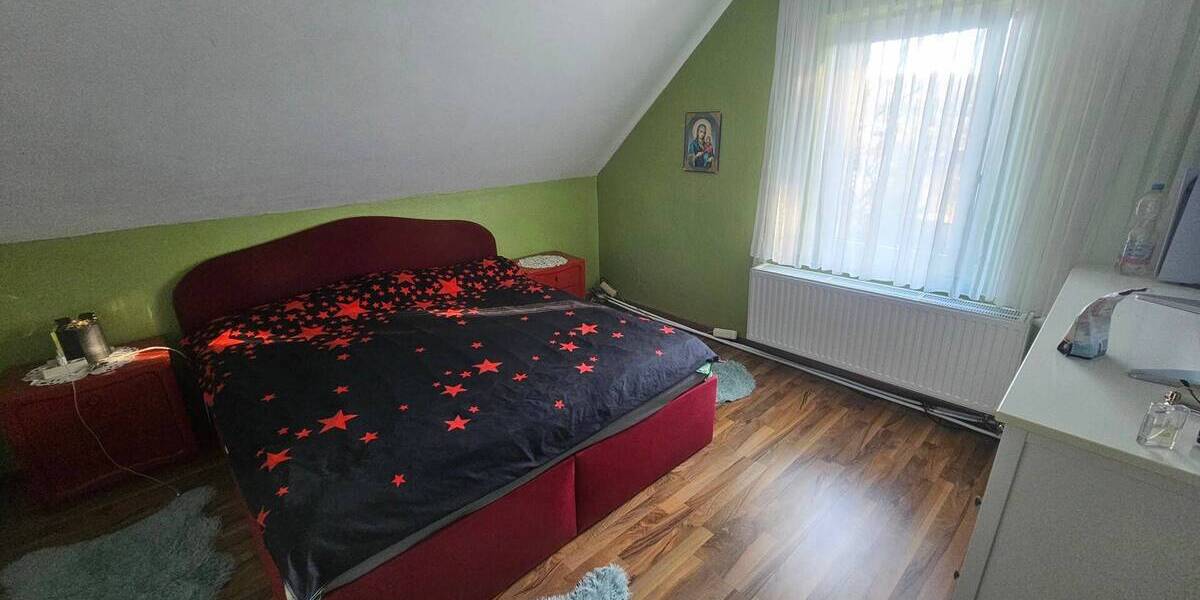 Einfamilienhaus Herdorf - 4 Zimmer, 123 m&sup2;, 179.000&euro; | Angebot:25691890