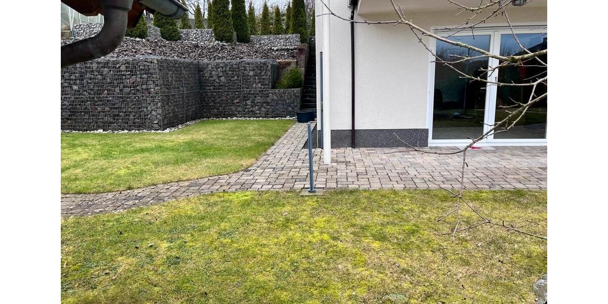 Erdgeschoßwohnung Wenden - 2 Zimmer, 93 m&sup2;, 800&euro; | Angebot:25972342